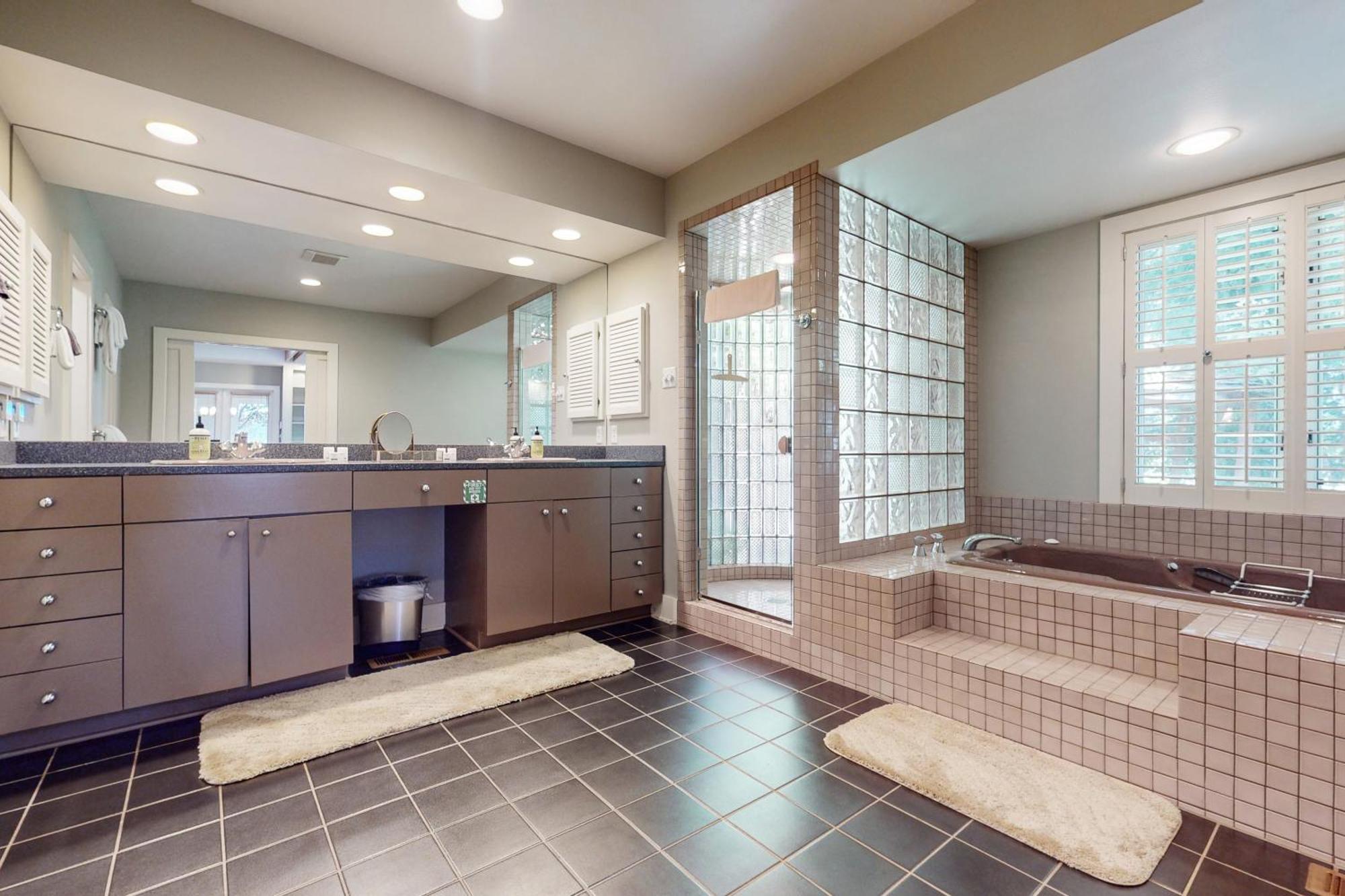 Stones Way Lake Forest Park Exterior foto